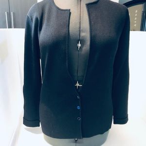 NWOT  Navy Worth Collection Three Button Sweater Size Large